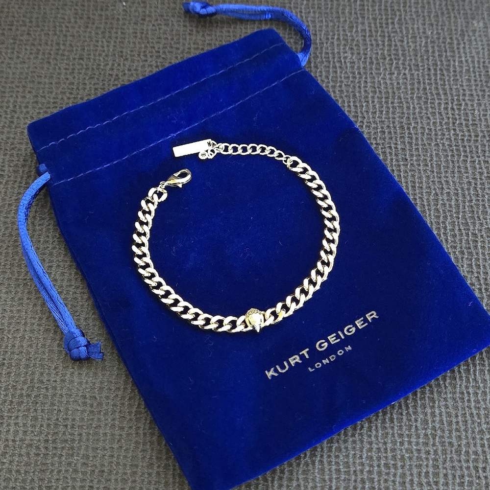 Kurt Geiger Gold Chain Bracelet with Pavé Animal Head Accent - Picture 3 of 16